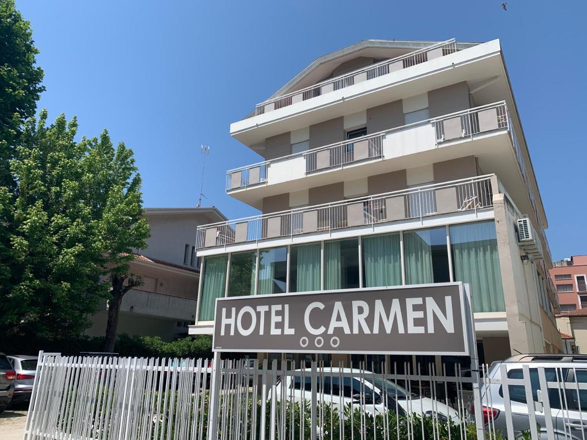 Hotel Carmen 리치오네 외부 사진